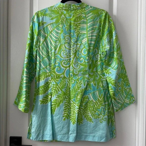 Lilly Pulitzer Ciara Tunic - Picture 2 of 8